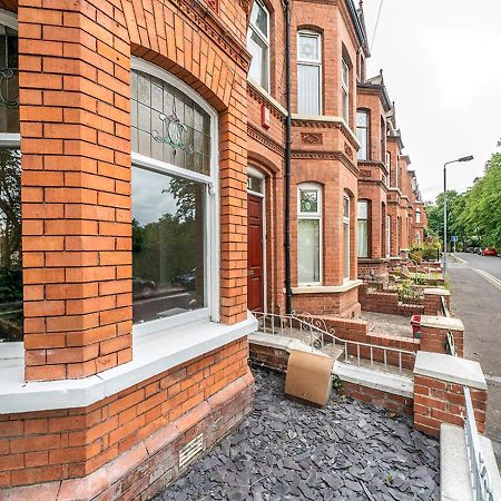 Pass The Keys Beautiful 4Br Restored Red Brick Cafes And Park Belfast Ngoại thất bức ảnh