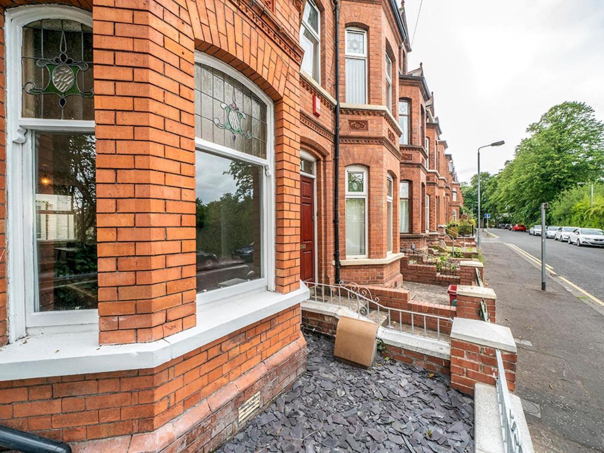 Pass The Keys Beautiful 4Br Restored Red Brick Cafes And Park Belfast Ngoại thất bức ảnh