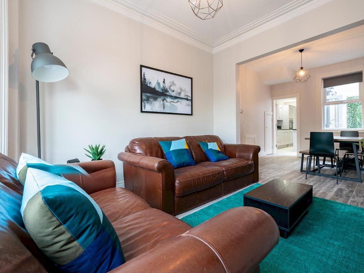 Pass The Keys Beautiful 4Br Restored Red Brick Cafes And Park Belfast Ngoại thất bức ảnh