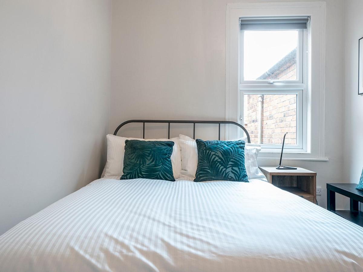 Pass The Keys Beautiful 4Br Restored Red Brick Cafes And Park Belfast Ngoại thất bức ảnh